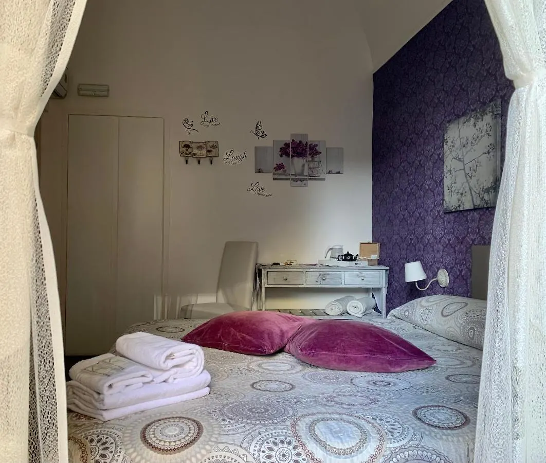 ***  Guest House Casa Vicenza Roma Italia