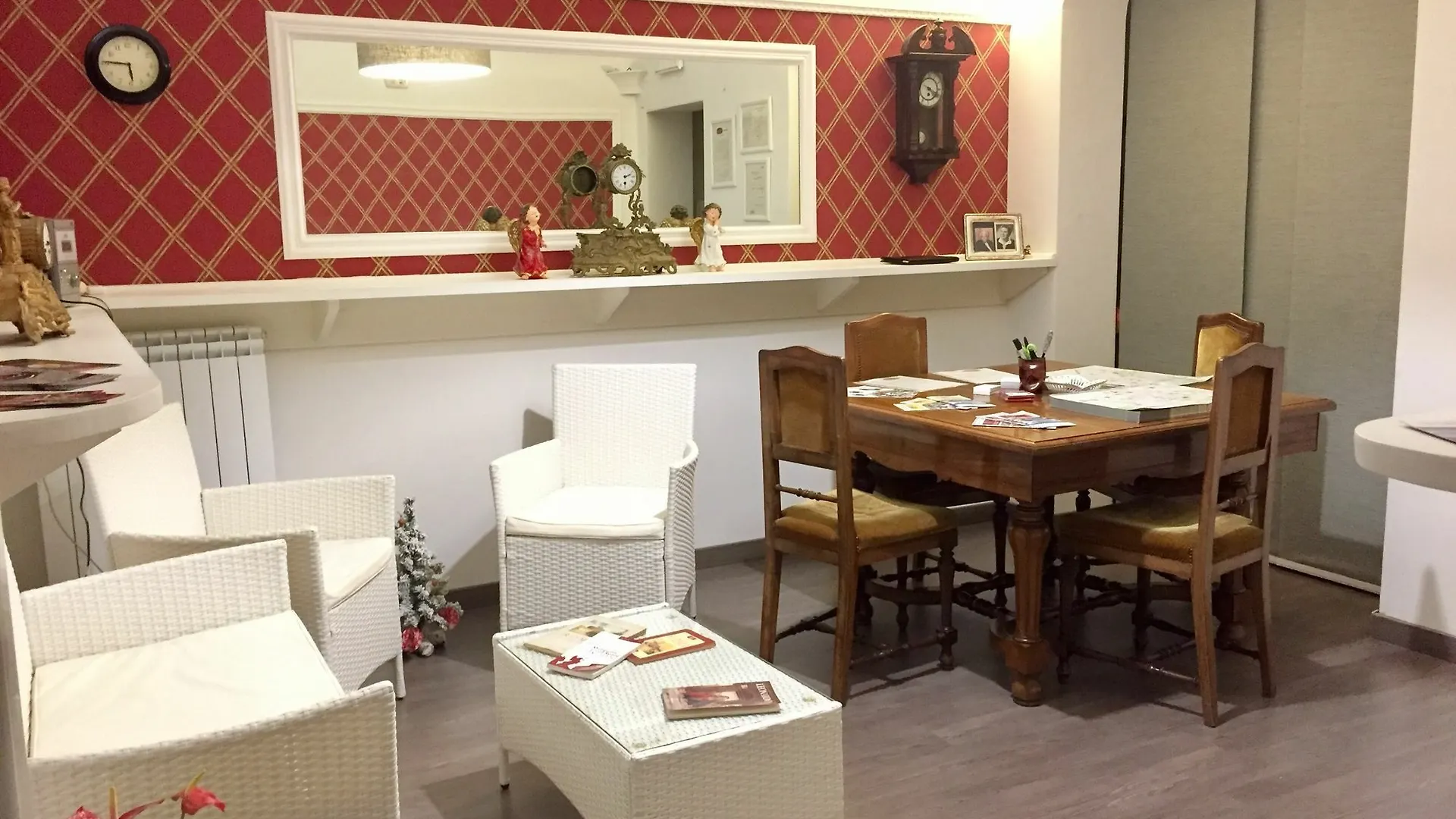 Guest House Casa Vicenza Rome Italy